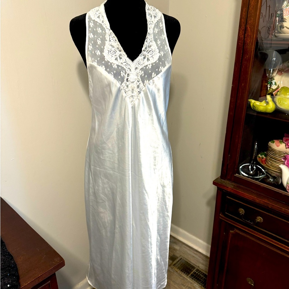 Intimo White Lace Nightgown Sz M 0126